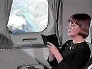 機中のジュリー（ジャンヌ・モロー）