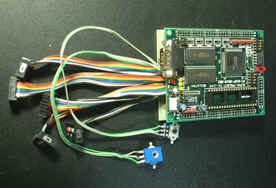 ケーブル引出し状態の写真