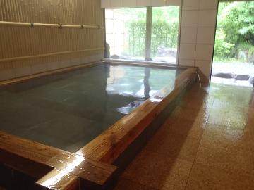 内風呂(桧風呂)の写真